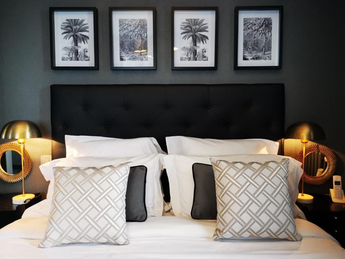 Le Boeuf Couronne - Hotel & Restaurant Chartres- Logis Hotels Экстерьер фото