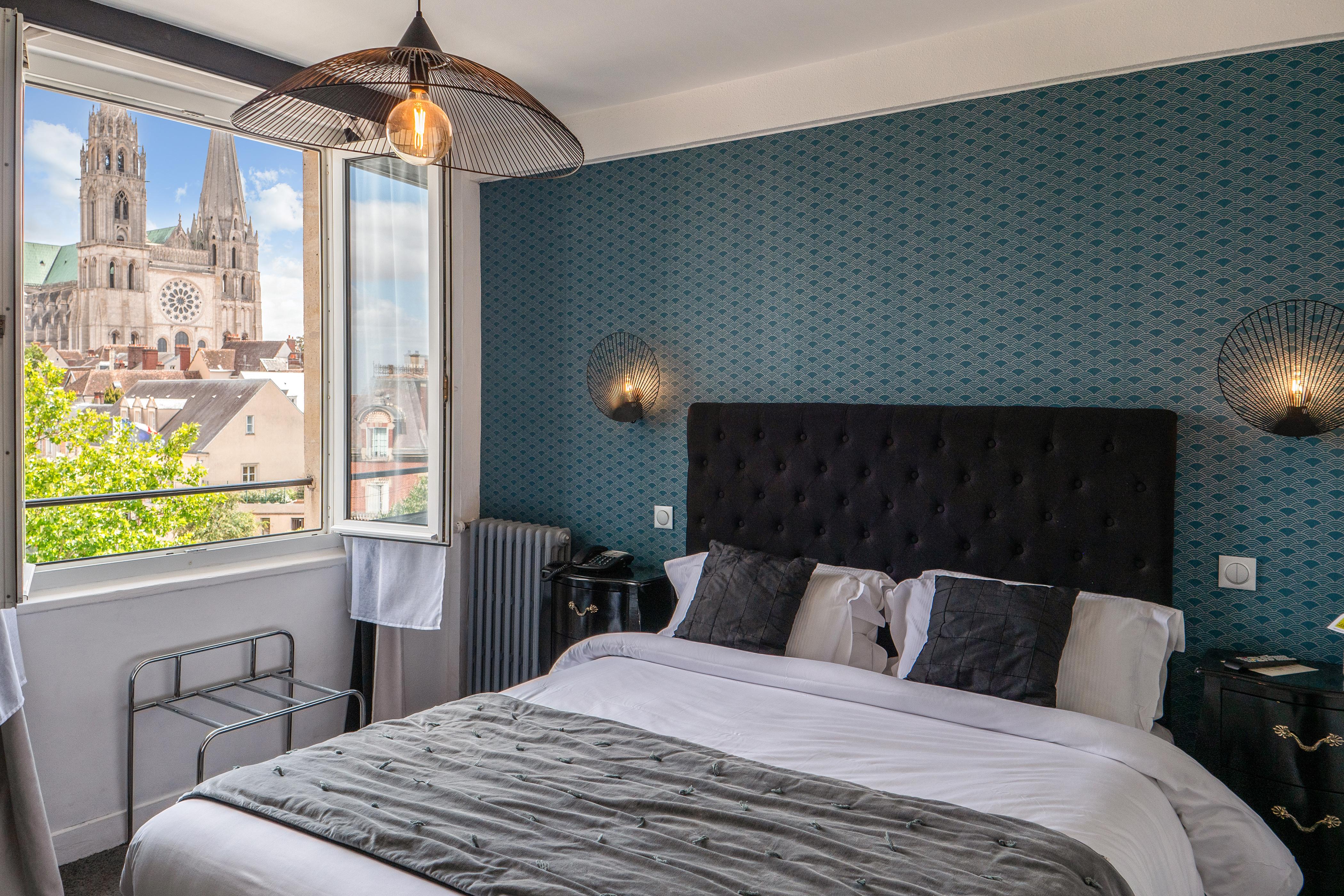 Le Boeuf Couronne - Hotel & Restaurant Chartres- Logis Hotels Экстерьер фото